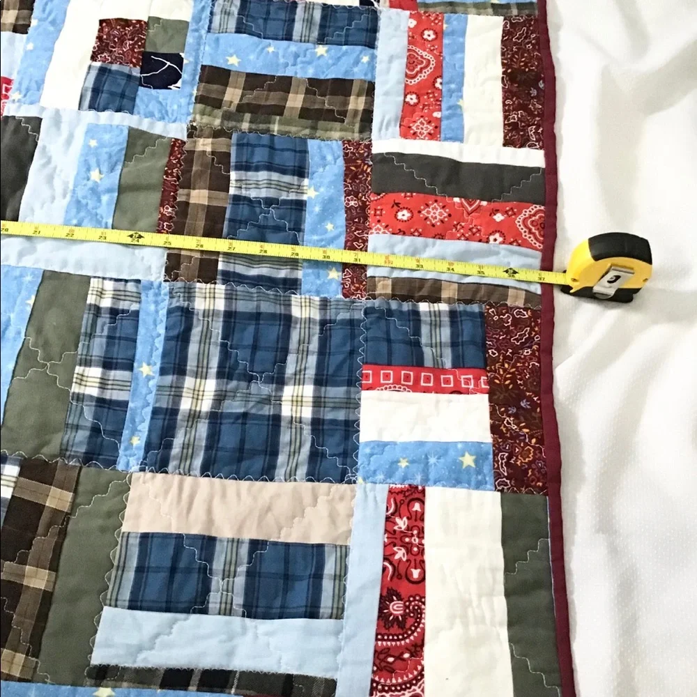 Amazing hand made SNOOPY crib quilt red/blue